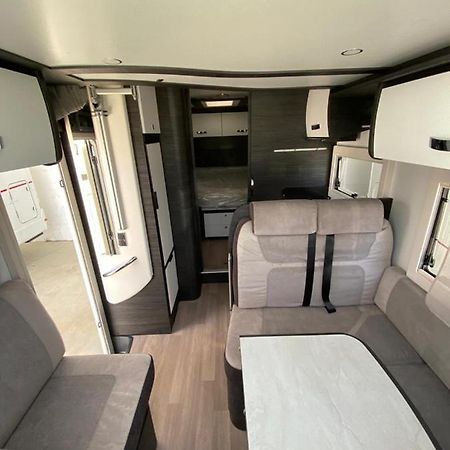 Magnifica Autocaravana Adria Matrix Axess 670Sl Granada Exterior photo