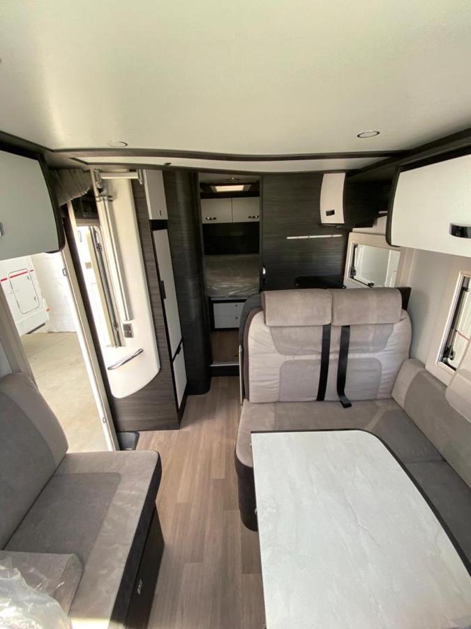 Magnifica Autocaravana Adria Matrix Axess 670Sl Granada Exterior photo